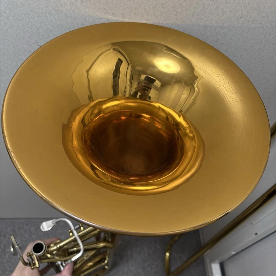 C.G. Trombón bajo Conn 112H Foto 4 de 4