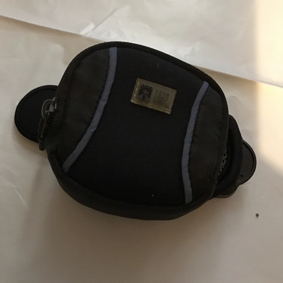 Case Logic Waist Belt Fanny Pack Arm Strap for Portable MP3 Holder - Image 2 of 3