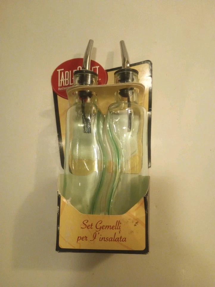 Tablecraft Gemellie Set Oil and Vinegar Bottles, Tinted, Green, Two 8.5 oz — 第 2/4 张图片