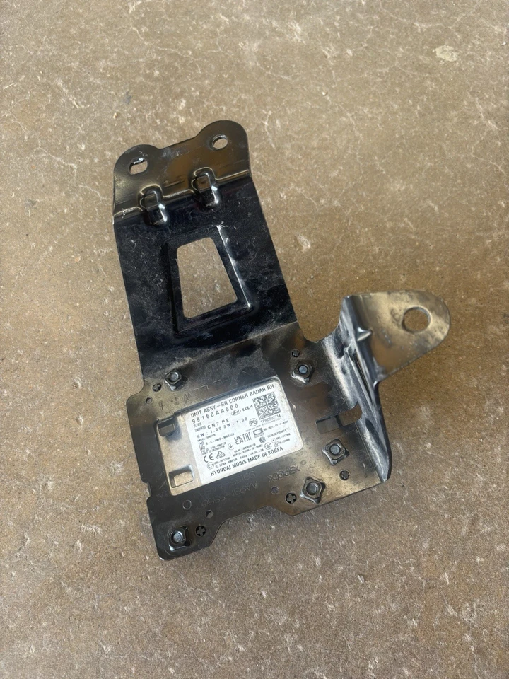 Hyundai Elantra 2025 módulo deportivo persiana lateral derecha Foto 2 de 4