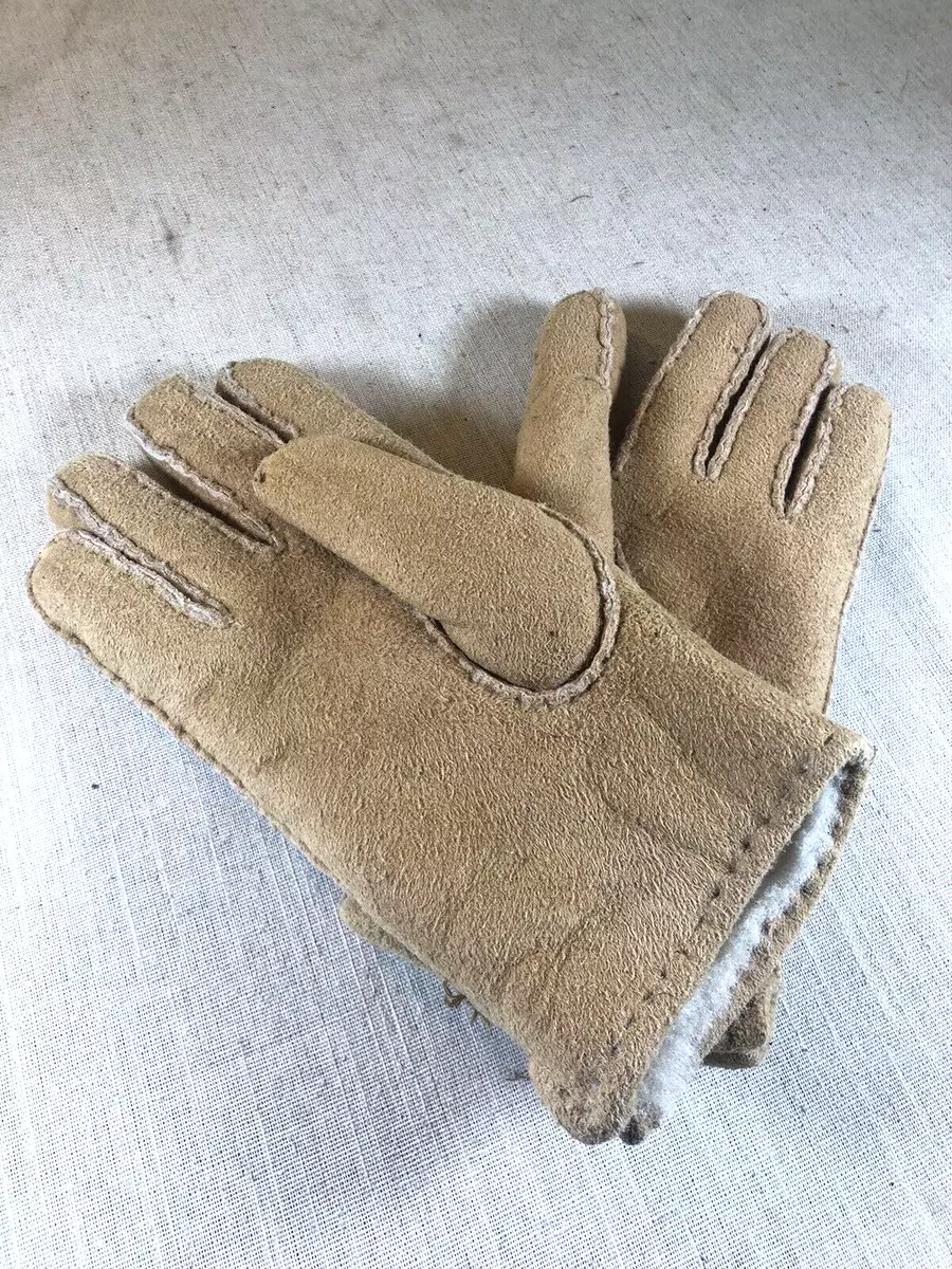 Beige on sale suede gloves