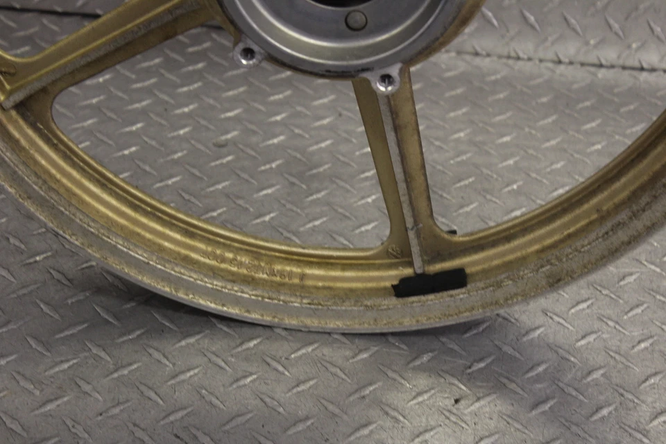 1986 YAMAHA VIRAGO 1100 XV1100 LLANTA DELANTERA Foto 4 de 4