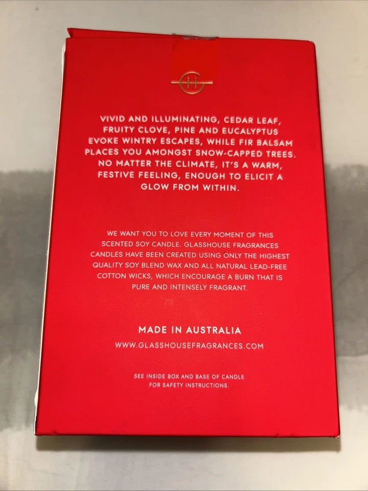 BRAND NEW GLASSHOUSE WHITE CHRISTMAS CEDAR LEAF & FRUITY CLOVE SOY CANDLE 13.4 Foto 3 de 4