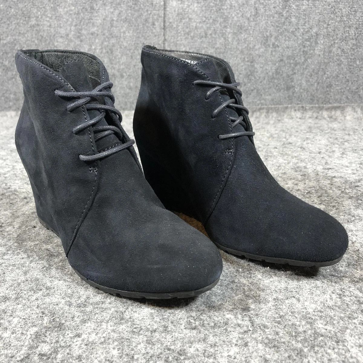 Clarks Charles F Stead Chukka Boots Womens 8 M Navy Blue Suede Ankle Clarks Suede Upper Blue Boots for Women for sale | eBay main image 2