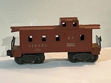 Lionel 6257 SP Caboose-Red  Color