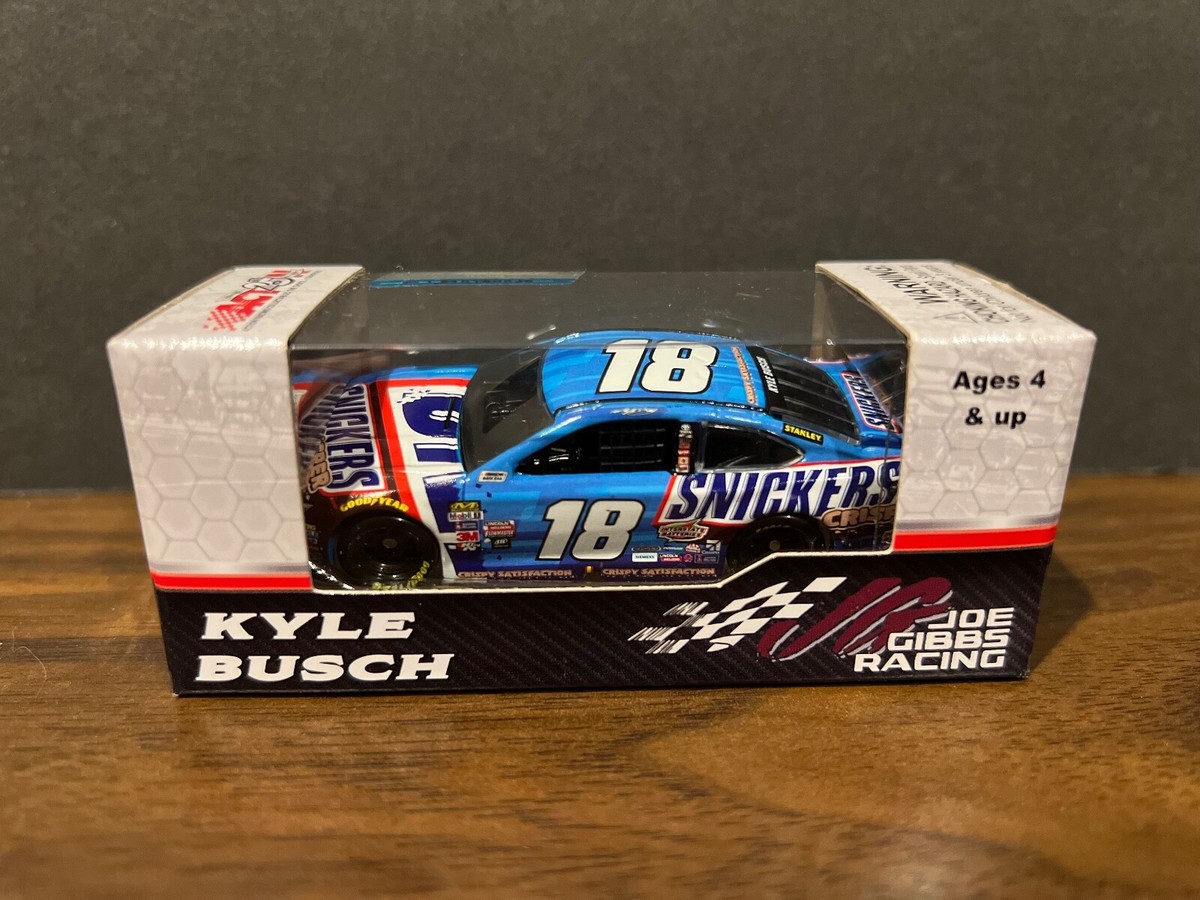 Kyle Busch 2017 #18 SNICKERS Crisper Joe Gibbs Toyota Camry