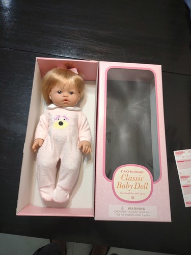 Muñeca bebé FAO Schwartz Penélope