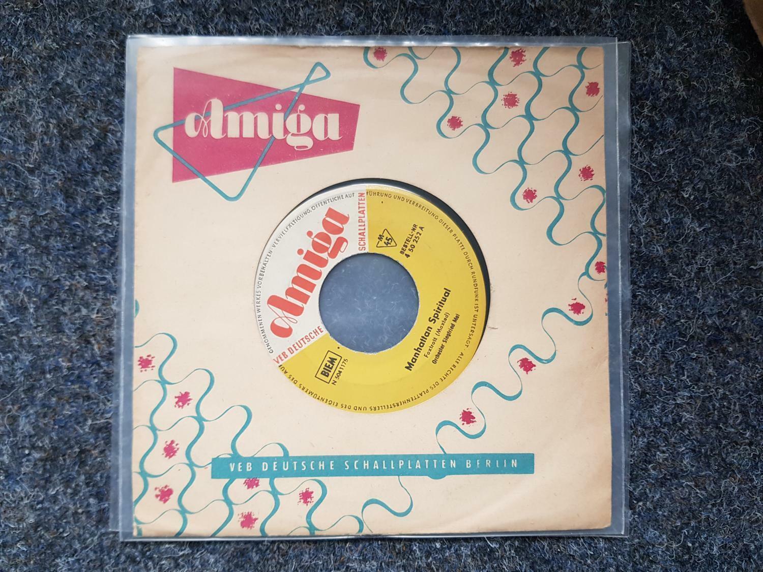 7"" Single Vinyl Siegfried Mai - Manhattan Spiritual/ Christel Schulze - A la ron
