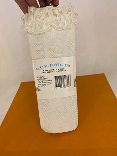 Vintage Social Butterfly ☆ Knee High Lace Top Socks ☆ Kids Frill - Size 9 -12 - Picture 3 of 3