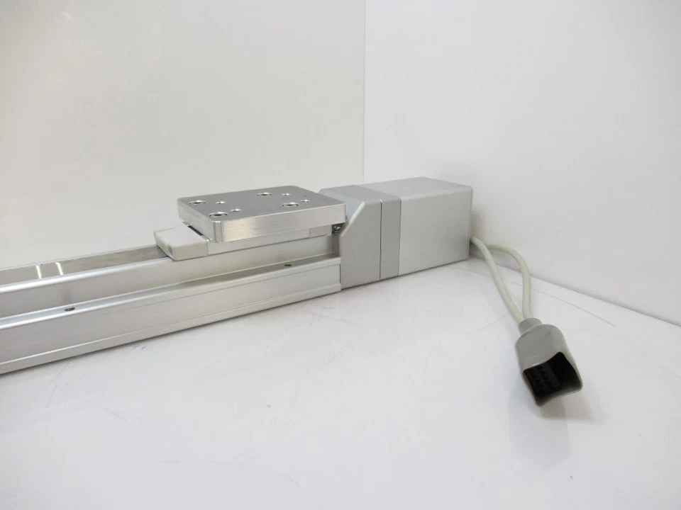 Actuador eléctrico deslizante de accionamiento LEFS25A-500-R56P1 LECP6P1-LEL25LT-300 SMC Foto 3 de 4