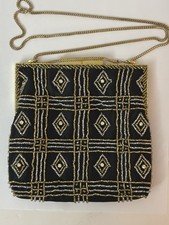 Vintage Walborg Hand Beaded Purse With Gold Chain