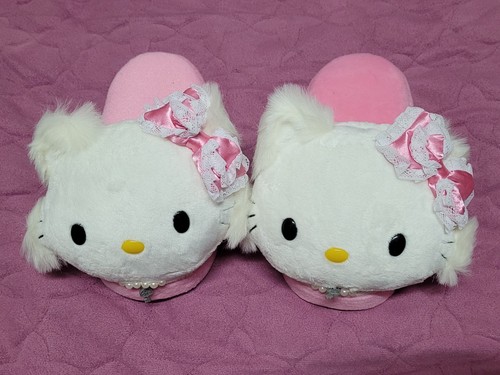 RARE! Charmmy Kitty Soft 9" Super Cute Slippers New Old Stock 2005 w/ Hangtag