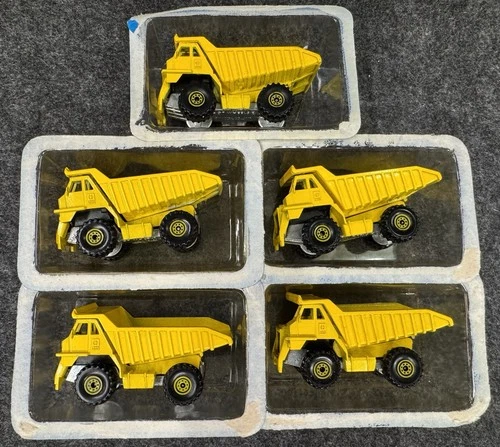 LOT OF 5 Vintage 1979 Hot Wheels Workhorses CAT Caterpillar Dump Truck Hong Kong