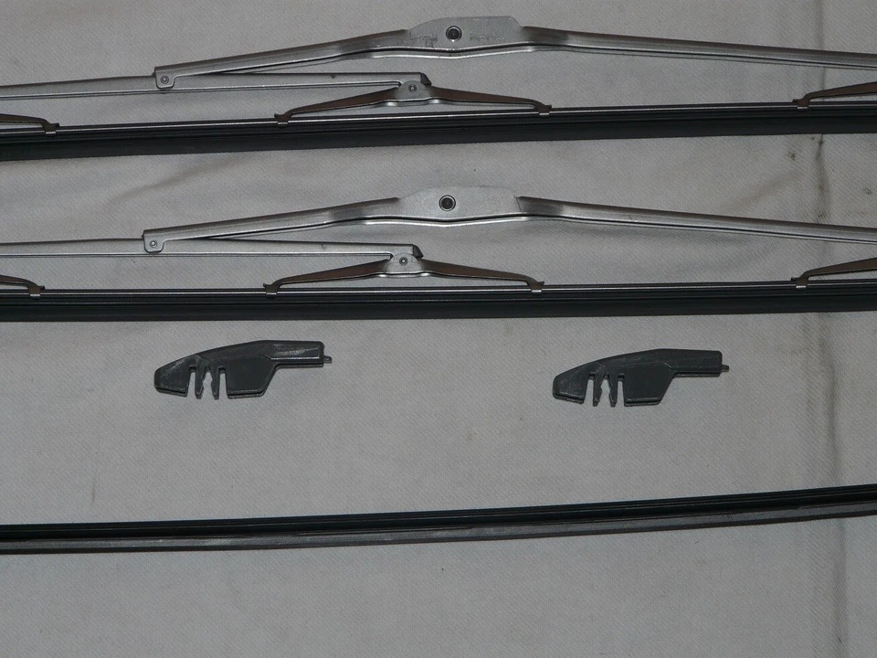 Limpiaparabrisas Datsun 240 Z, 260 Z Bosch acero inoxidable 1120, la longitud es de 450 mm Foto 2 de 3