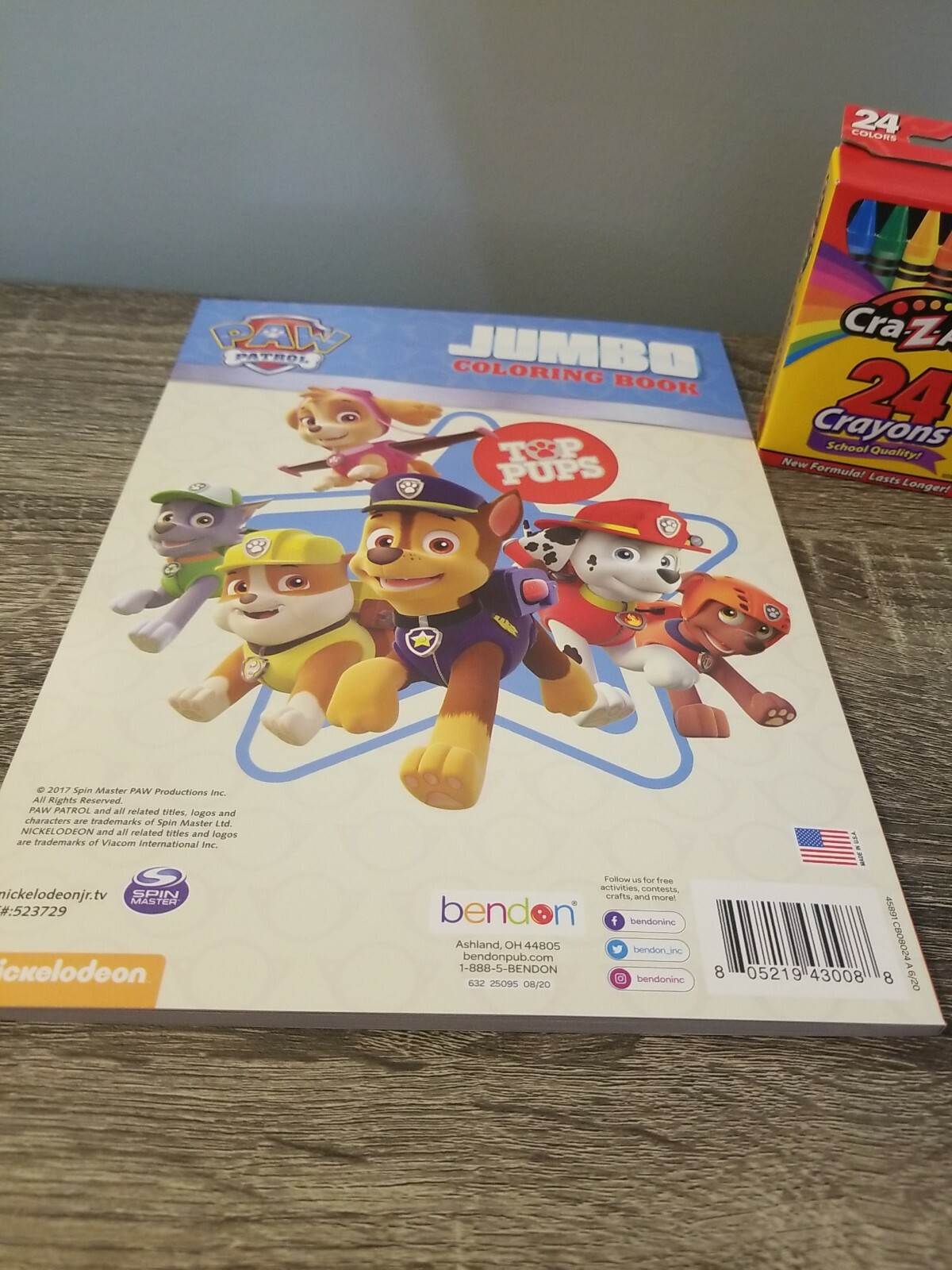 NICKELODEON PAW PATROL JUMBO COLORING & ACTIVITY BOOK + 24 CARYONS