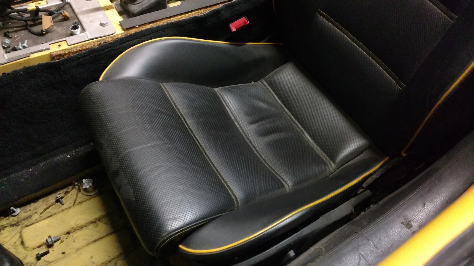 LAMBORGHINI GALLARDO FRONT LEFT DRIVER SEAT OEM 400881003A