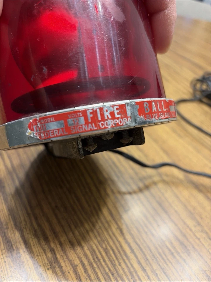 Federal Fireball Kojak FB11 Vintage Strobe Light- Parties, DJ Use Only Rare - Image 3 of 4