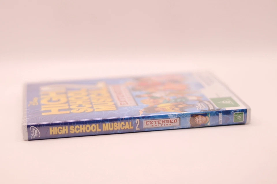 High School Musical 2 (Extended Edition) DVD Brand New Sealed R4 Free Postage - image 4 of 4