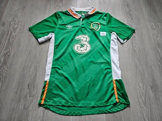 Mens Umbro Republic of Ireland Home football shirt 2016 2018 Size M