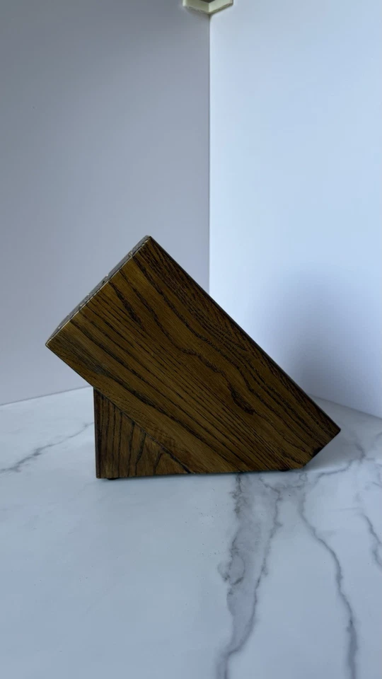 Bloque de almacenamiento de cuchillos de cocina de madera maciza Case XX 8 ranuras - marrón 11"x4,5"x9,5" Foto 2 de 4