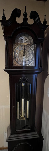 Brown Wood Longcase/Grandfather Clock, *currently not running