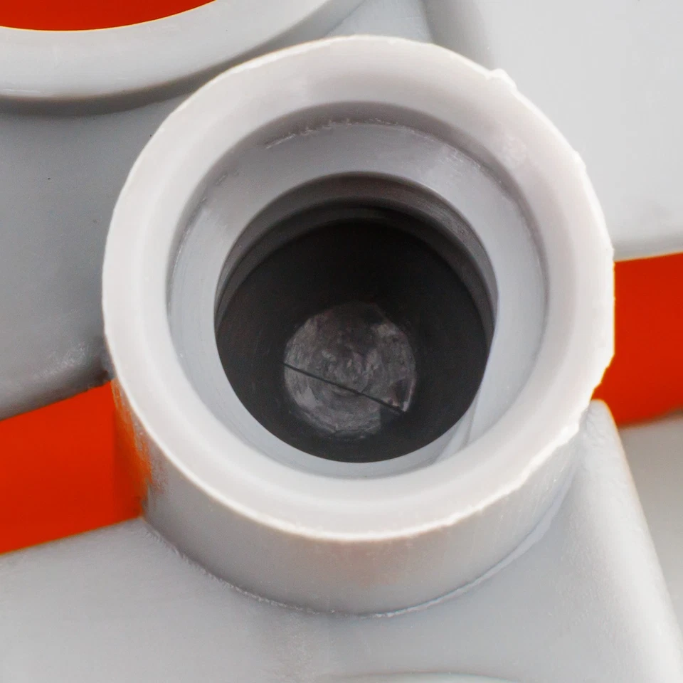 Luz trasera para BMW 325i y 325xi y 330i LH 2002-2005 sedán exterior ámbar y lente roja Foto 2 de 4