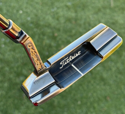 Scotty Cameron 2002 Holiday Candy Canes Newport 2 Black Pearl