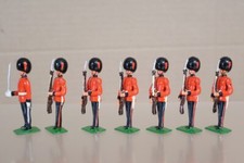 BRITAINS HOLLOW CAST RE PAINTED COLDSTREAM GUARDS at PRESENT ARMS oj