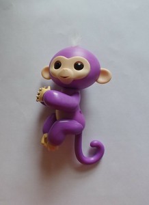 happy monkey finger toy