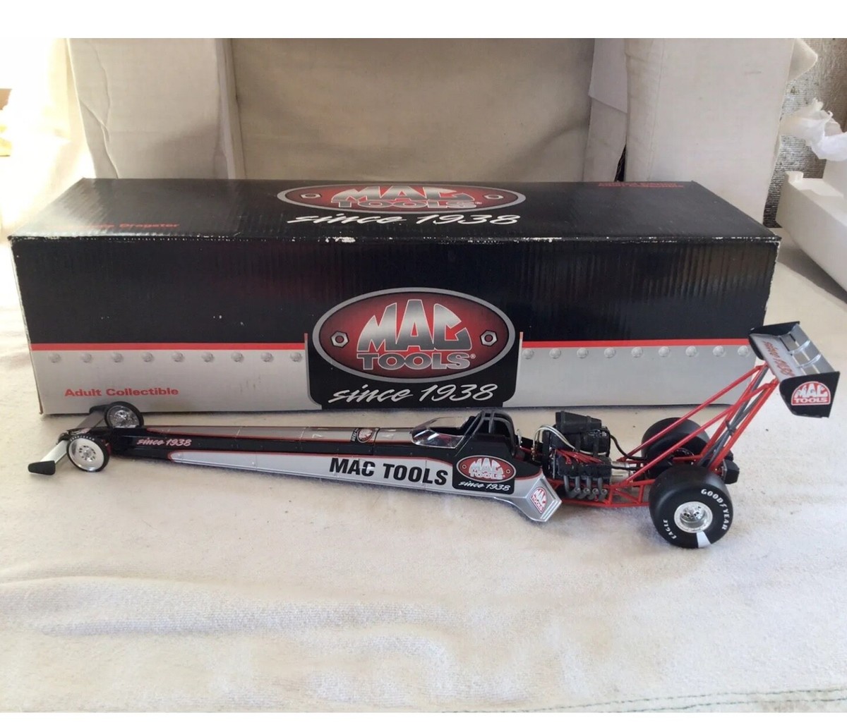 ミニカー MAC TOOLS TOP FUEL NHRA 2023 Doug Kalitta Mac Tools Championship car NHRA Top Fuel