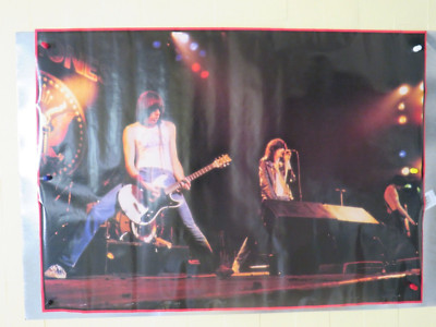 ROLLED VTG 1980 THE RAMONES PUNK ROCK BAND POSTER JOHNNY JOEY RAMONE BIG O B324