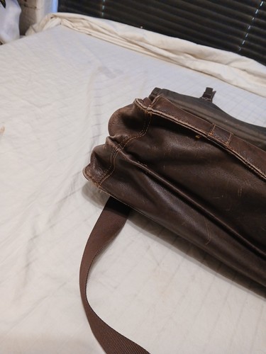 Kenneth Cole Reaction Brown Leather Laptop Messenger Bag Tote Man Purse Sachel - Picture 20 of 24