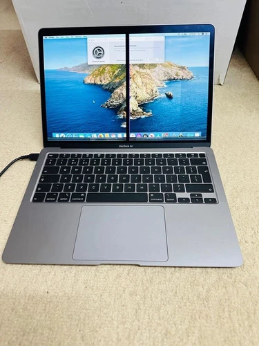 Apple MacBook Air A2179 i3 (2020) 8GB 256GB SSD 13” (battery and screen fault)