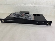 Shure UA844SWB UHF Antenna Splitter Power Dis...