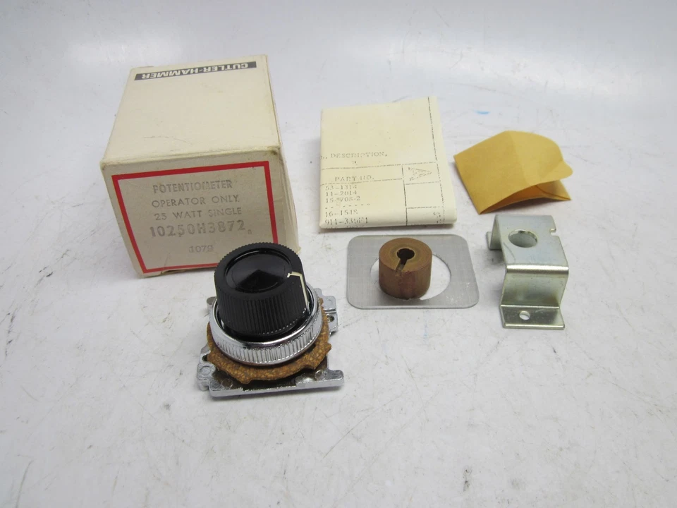 Cutler Hammer 10250H3872 Potenciómetro Operador Solo 25 Vatios Individual Nuevo Foto 2 de 4