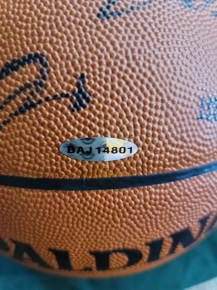 Lebron James Rookie 1st Pk 2003 Draft Basketball #d/230 U.D Signed 10/17/03 - Image 3 of 4