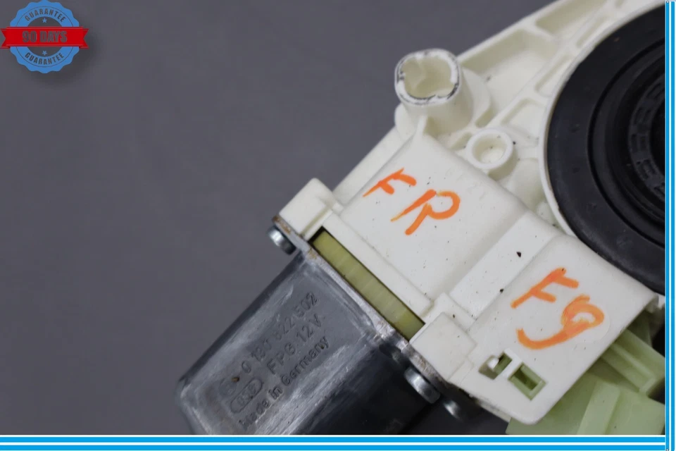 08-16 Mercedes W204 C300 C250 GLK350 Front Right Door Window Regulator Motor OEM - Image 4 of 4