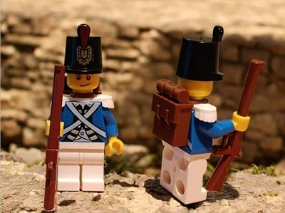 LEGO 10 × Custom* Blau.-bzw. Rotröcke auswählen NEU bitte Beschreib lesen - Bild 1 von 2