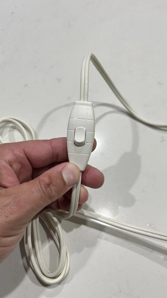 Lámpara de Pared Ikea Ladybug Luz Nocturna SMILA BAGGE Infantil Guardería Verde Lima Insecto Foto 4 de 4