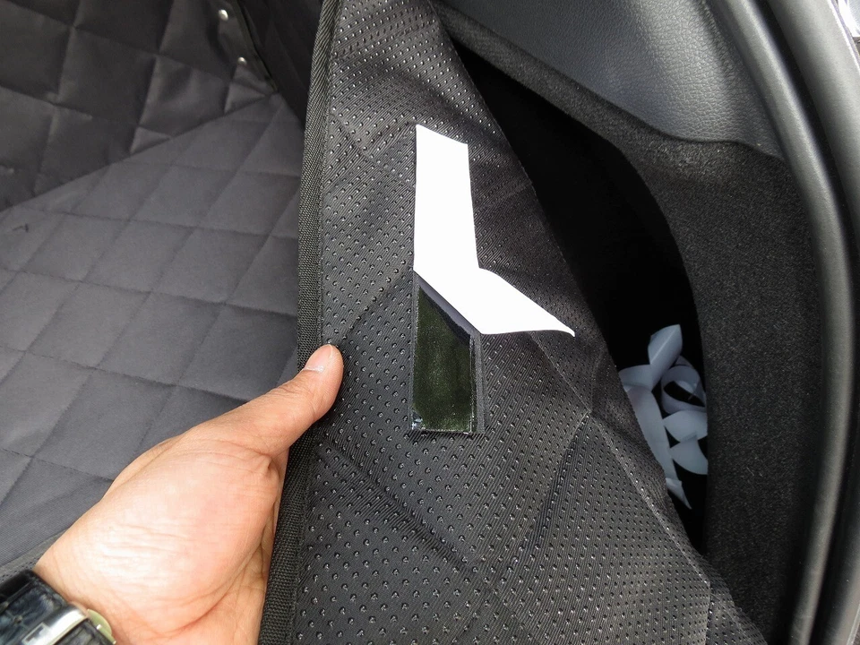 Heavy Duty Headrest Mesh Dog Guard Barrier + Quilted Boot Liner Protector Cover - Image 3 of 4