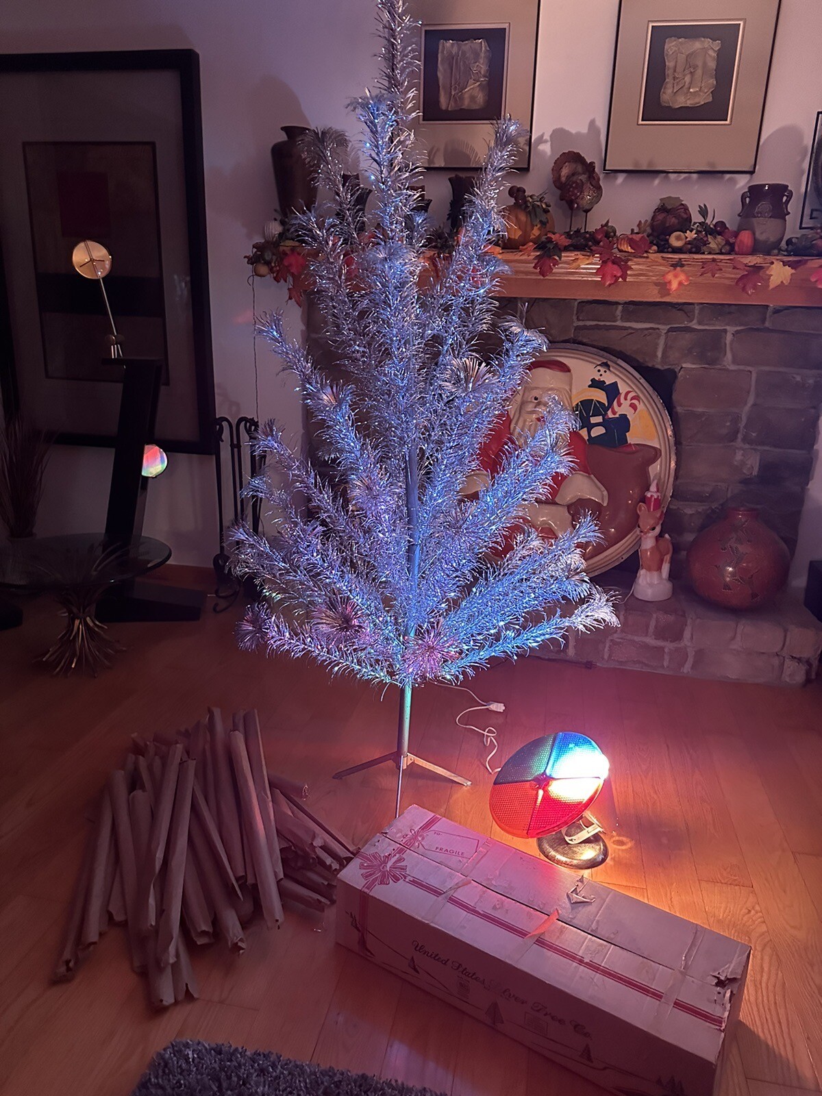 Aluminum Christmas Tree Pom Pom 6 1/2' Complete 43 Branches Color Wheel