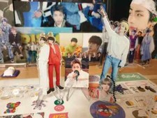   bts v Tae-hyung Acrylic Stand keyring Set
