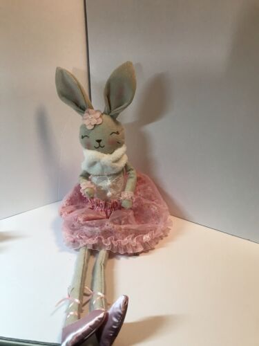 Easter Spring Soft Ballerina Bunny Shelf Sitter - Afbeelding 1 van 4