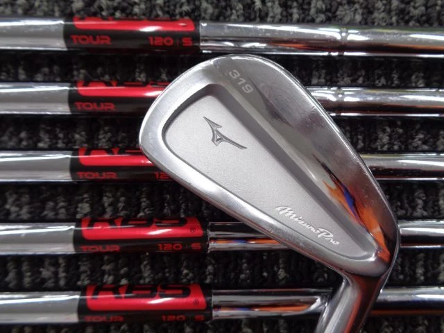 MIZUNO Pro 319 アイアン 5〜P - saars.pk
