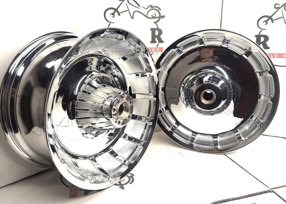 Ruedas Harley Davidson cromadas Fatboy Fat Boy 2018-2024 FLFB, programa de intercambio Foto 2 de 4