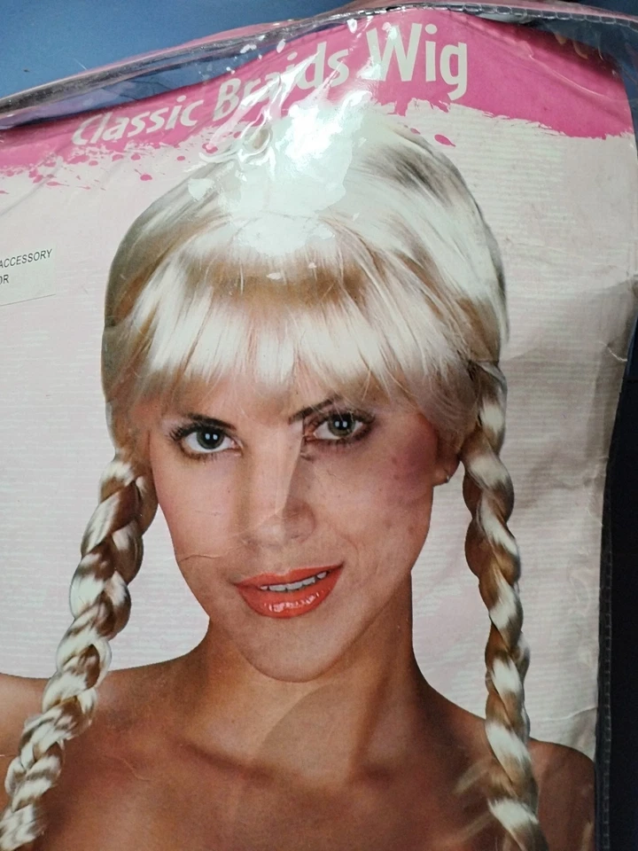 Divertida Peluca Trenzas Clásica Mundial Larga Rubia Para Mujer Halloween Juegos con disfraces Teatral Foto 3 de 4