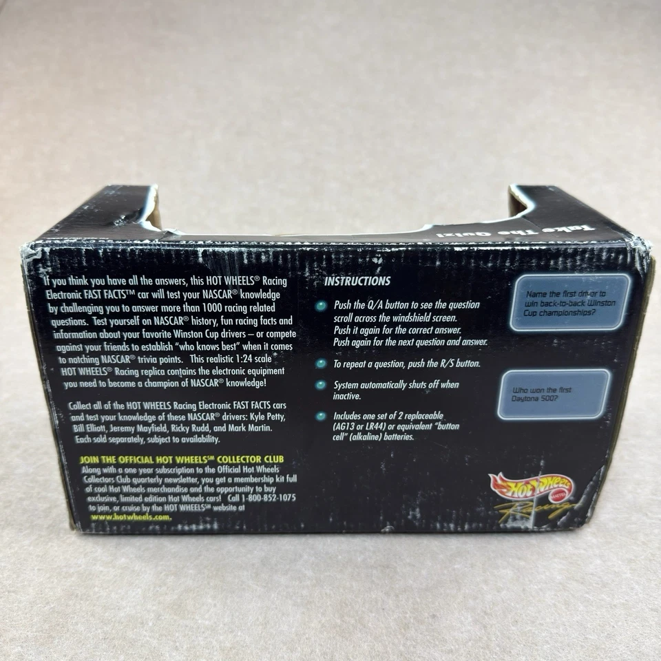 De colección Hot Wheels #10 Tide NASCAR Fast Facts 1:24 Diecast Car Ricky Rudd Nuevo  Foto 2 de 4