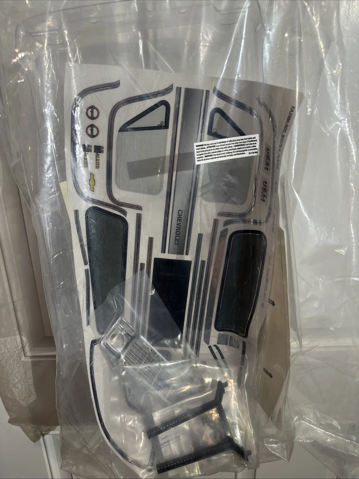 Traxxas 8130P - 1979 Chevrolet & Blazer Clear Body - Image 3 of 3