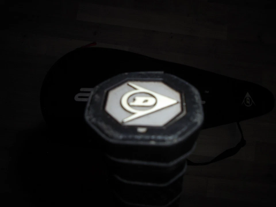 RAQUETTE TENNIS DUNLOP 5 HUNDRED TOUR   MANCHE 4   4 1/2 - Photo 2/4