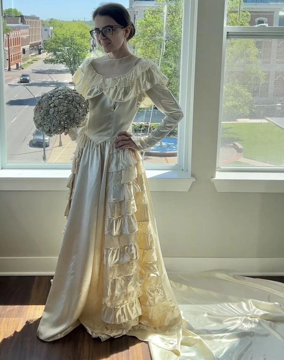 1940s Vintage Wedding Dresses & Veils for Women for sale - eBay 1940s Vintage Wedding Dresses & Veils for Women for sale - eBay